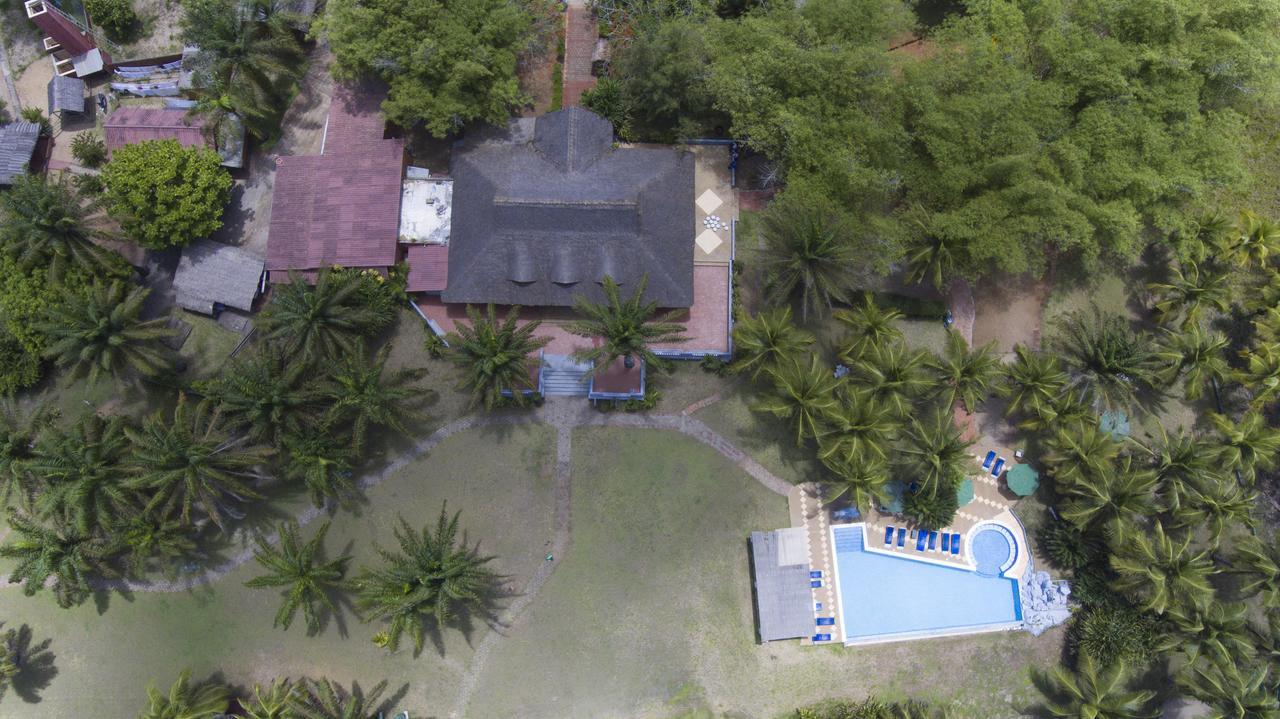 African Queen Lodge Assinie-Mafia Exterior photo